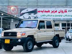 تۆیۆتا لاند کرۆزەر ٧٠ پیکاپ